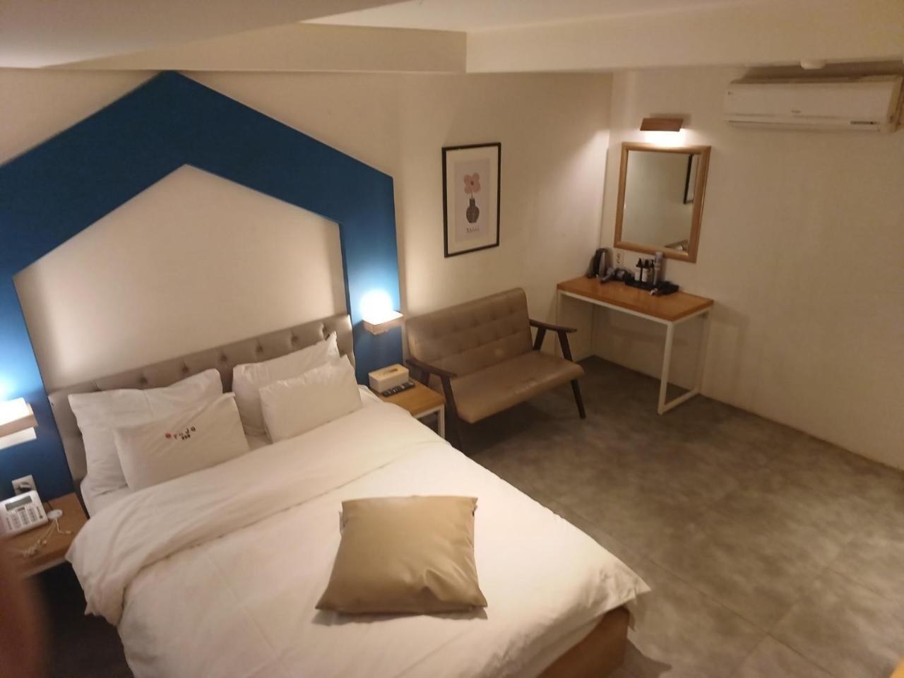 Hotel Yaja Hwajeong Station โกยาง ภายนอก รูปภาพ